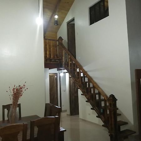Villa Laura Харабакоа Екстериор снимка